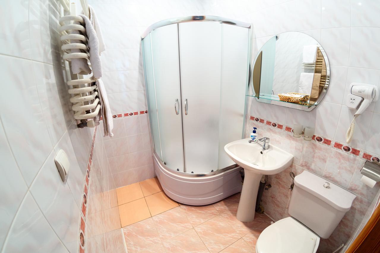 Discovery Hotel Lviv Eksteriør bilde